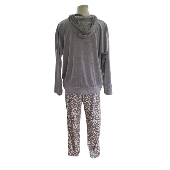 NWT Rae Dunn Flannel Gray Hooded Two Piece Set Size Large - Picture 2 of 8